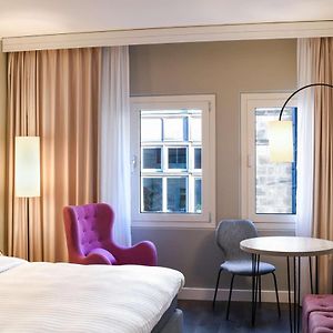 Superior Zimmer mit Kingsize-Bett